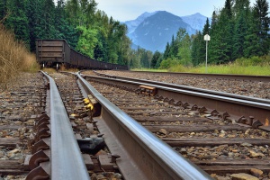 Държавата избра да модернизира жп линията Калотина - Бургас пред София - Видин