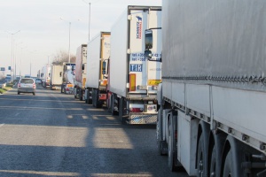 Транспортното министерство ще помага на превозвачите да съдят Гърция