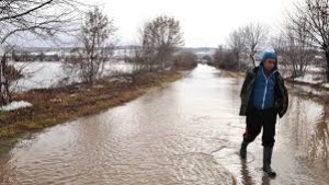 Испания и Португалия обявиха най-високия код за опасност от наводнения