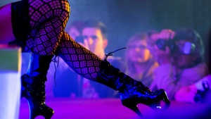 За Жената като акционерно дружество