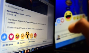 ''Фейсбук'' с нови емотикони вместо бутон ''like''