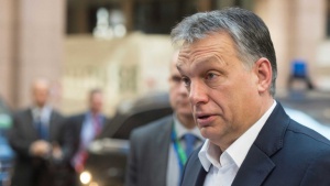 Орбан ще пита унгарците да приеме ли мигранти на квотен принцип