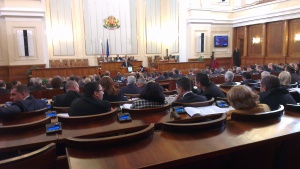 Народното събрание реши: Армията ни отива на границата