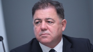 Ненчев спира сделка за 1,5 млн. лева, подготвя нови за стотици милиони