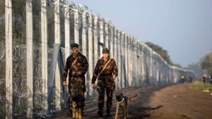 Унгария и Хърватия отварят три гранични пункта