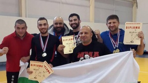Българските бойци със седем медала от балканското по ММА и Комбат Рейсинг