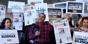 Главният редактор на в.“Заман“ заплашен от 9 години затвор за обида на Ердоган