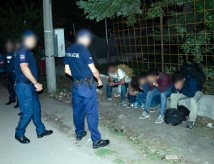 Мигрантите, влизащи в България, го правят със съдействието на полицията, твърди Валери Симеонов