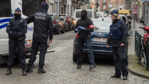 Спецчасти започнаха нова антитерористична операция в Брюксел