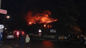 Изгорялото училище в Карнобат е било застраховано за 2,1 млн. лева в "Евроинс"