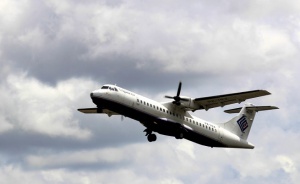 Похитителят на самолета позволи на египтяните да напуснат самолета