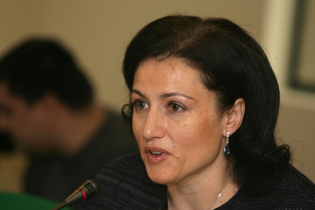 Проверяват вноса на агнешко месо и мандрите в страната