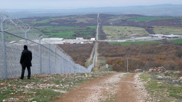 Франкфуртер алгемайне цайтунг: България не пази границата си с Гърция ефективно