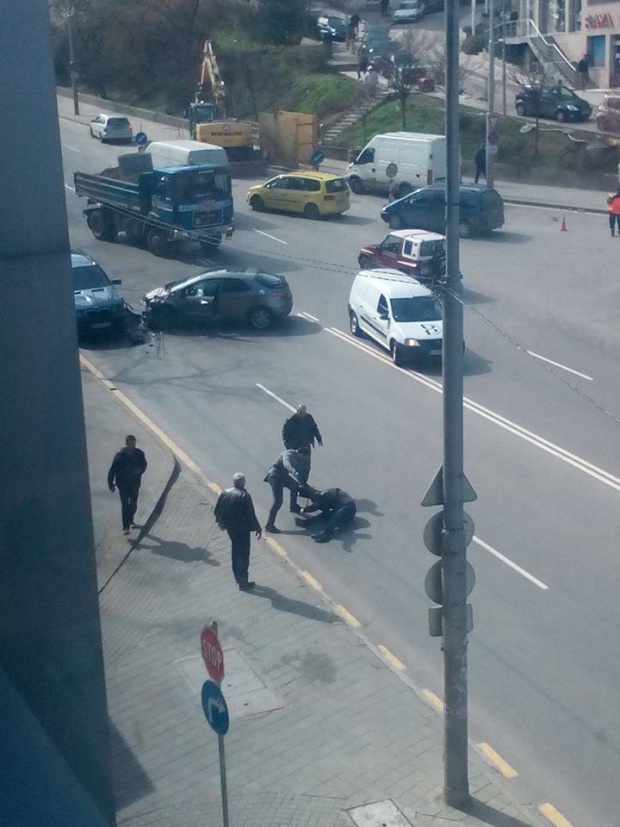 Катастрофа в Столицата прерасна в побой