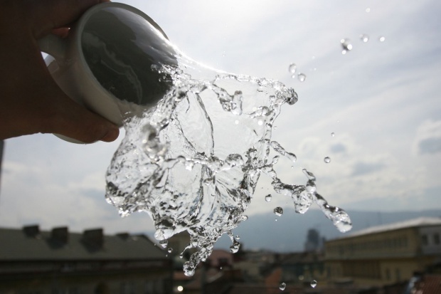 Загубите на "Софийска вода" по тръбите гонят 50%, признават от компанията