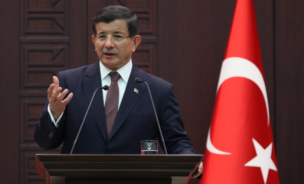 Ахмет Давутоглу: Турция се намира в огнен кръг