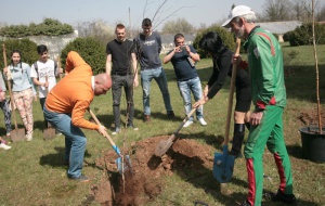 Започна пролетното почистване на София