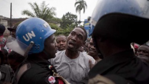 Най-малко 17 загинаха при размирици в Конго