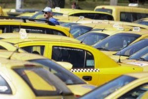 Таксиметрови шофьори излизат на протест в Бургас