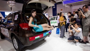 Китай навлиза стремглаво в автомобилната индустрия със сделка за 1 млрд. долара