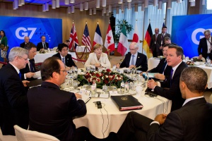 Външните министри на държавите от Г-7 започват втория ден от срещата в Хирошима
