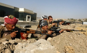 Бойци на ИДИЛ са отвлекли поне 100 души от мирния иракски град Фалуджа