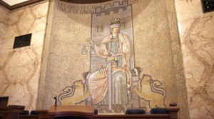 Предават още един българин на италианските власти за кражби на коли