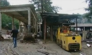 Мъж загина при свличане на земна маса в рудник Петровица