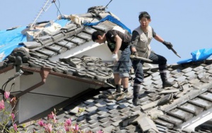 САЩ се включват в операциите за ликвидиране на последиците от заметерсението в Япония