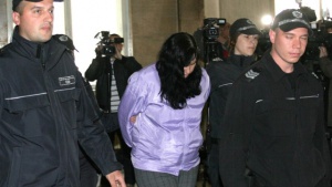 На третия опит съдът даде ход на делото срещу акушерката Емилия Ковачева
