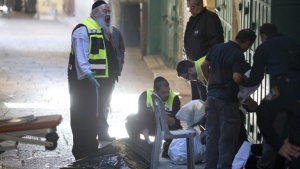Най-малко 15 ранени след взрив на автобус с Йерусалим