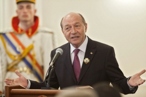 Бъсеску е обвиняем в пране на пари