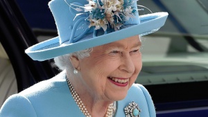 Британската кралица Елизабет II чества 90-годишнината си