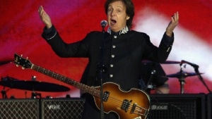 Пол Маккартни е най-богатият британски музикант