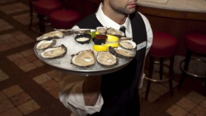 Инспекцията по труда напомня - не могат да удържат заплата като гаранция за ненапускане