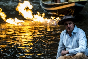 Австралийски политик запали река в знак на протест срещу фракинга (ВИДЕО)