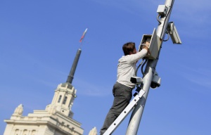Разширяване на видеонаблюдението и още общински полицаи обеща Фандъкова