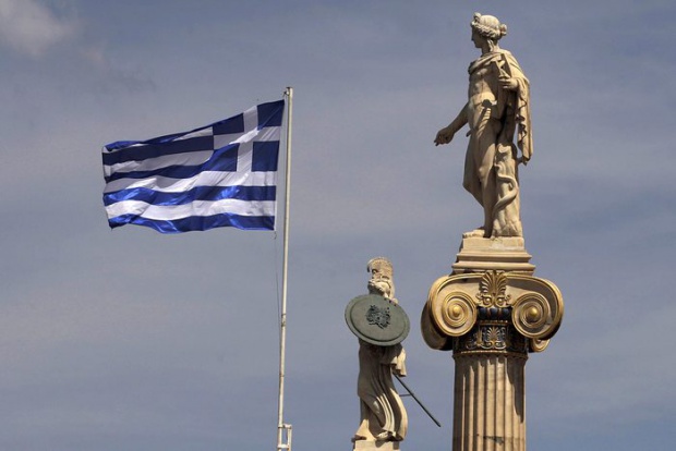 МВФ: Гръцкият дълг е неустойчив