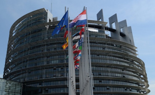 ЕС прикани македонските политици да подновят преговорите си в петък