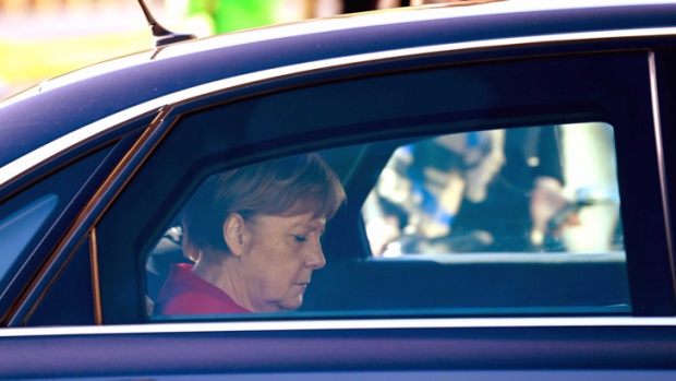 „Хъфингтън пост“: Време е Меркел да си ходи