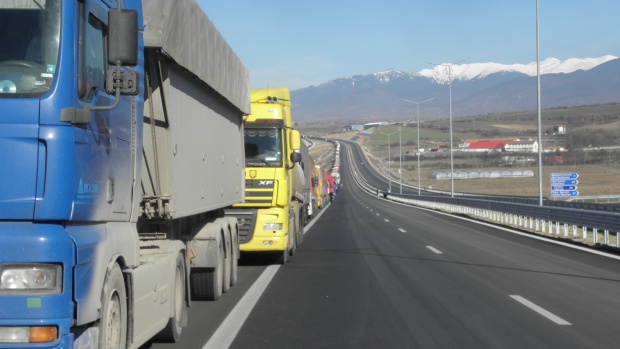 Българските превозвачи затварят границата с Гърция за Великден