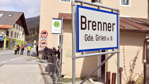 Австрия стори нова ограда по границата си с Италия и допълнително КПП