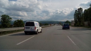 Жълт код за интензивни валежи за 25 области на страната, възможни са градушки