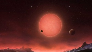 Откриха  три планети, наподобяващи Земята, на които може да има живот