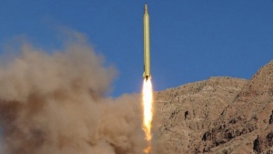 Успешно изпитание на балистична ракета с 2 000-километров обсег в Иран
