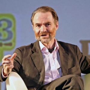 Тимъти Гартън Аш: Трябва да си възвърнем Запада