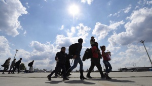 Броят на пристигащите бежанци в Германия е намалял