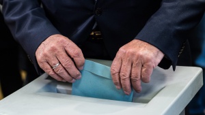 Кристиан Керн е новият канцлер на Австрия