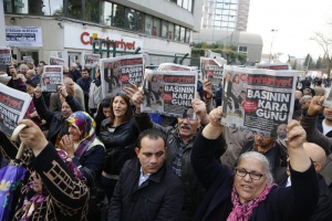 Почти 900 журналисти в Турция са уволнени за 4 месеца