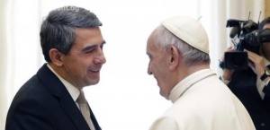 Президентът Плевнелиев разговаря с папа Франциск